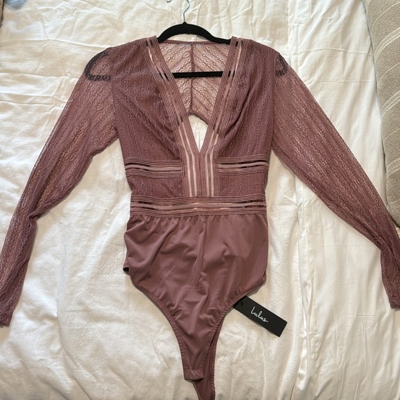 NWT - Lulu's Casita Mauve Pink Sheer Lace Long Sleeve Bodysuit - Picture 9 of 12